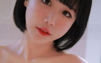 加班中的Addielyn(에디린)与她的天台美图合集—你能猜到她在想啥吗？