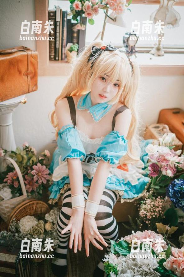 Bambi(밤비)女孩的免费套图：让你看看什么叫“有料”！-白南朱