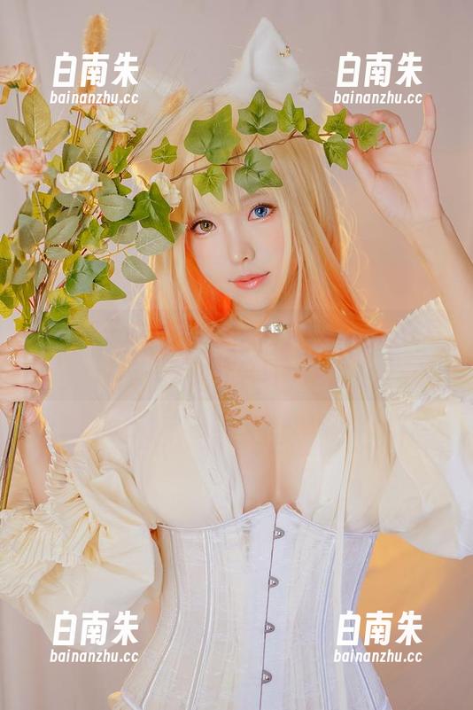 ElyEE子的女孩私房：每一张照片都在写小作文！-白南朱