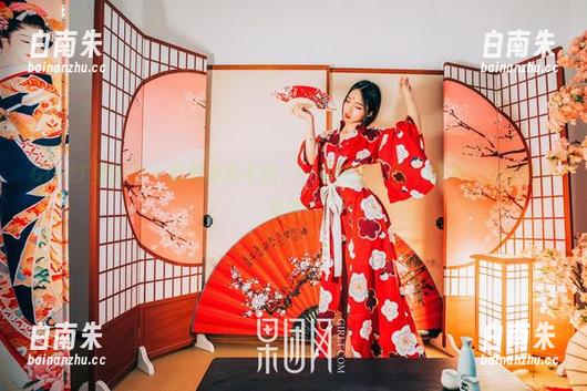 GIRLT果团网 - 莫雅琪真不怕，一身皮衣，图个痛快，免费图片来啦！-白南朱