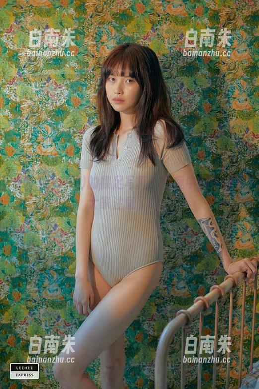 GMS(고말숙)的裸足写真：全集中的小细节大家注意了吗？-白南朱