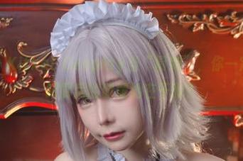 最新图集：Kitkat Cosplay当“厨娘”，你一定想，当你蹲厨房的时候她在干嘛？