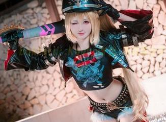 不怕你看заднbakterii：KuukoW优菈写真集分享，瞧，真好玩！