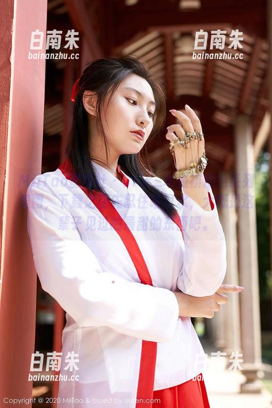 MiiTao蜜桃社 - Cris_卓娅祺粉色系列美图，下载之前先忍住咽口水，大概是这辈子见过的最甜的东西吧。-白南朱