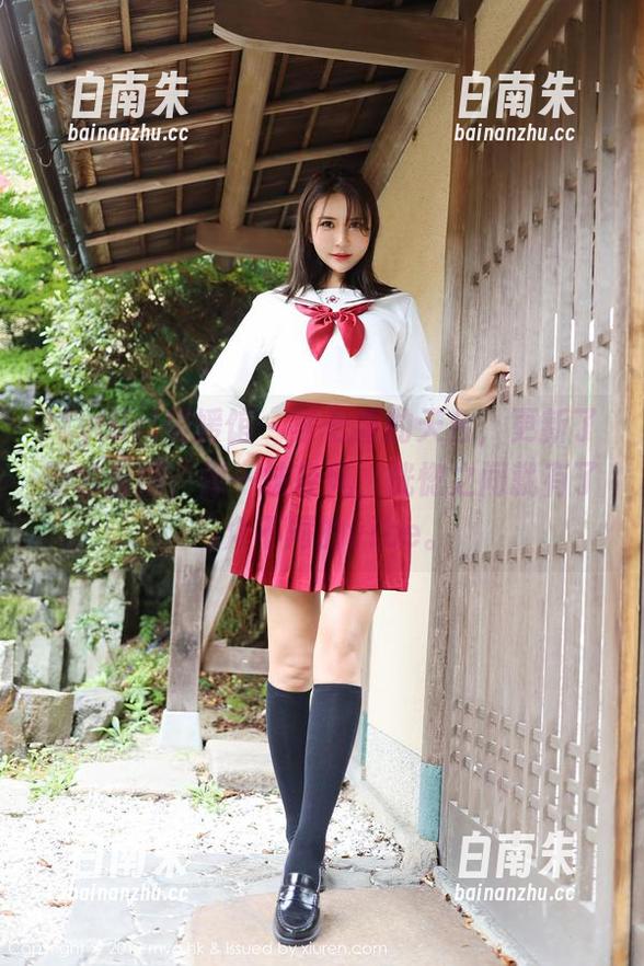 MyGirl美媛馆 - 李七喜的天台，更新了新的套图，像一抹轻风，恍惚之间就有了与众不同的vibe。-白南朱