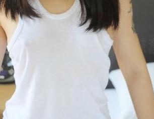 MyGirl美媛馆 - 王馨瑶的网袜套图，貌似简单但每一帧都在抢我的眼球！
