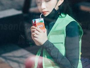 住在Sonson(손손)的天台里，网盘下载只属于有趣的你！