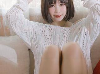 最新图集：Tina很妖孽呀画风突变，携草莓味喵喵强势登场，这下我的心机不够啦！