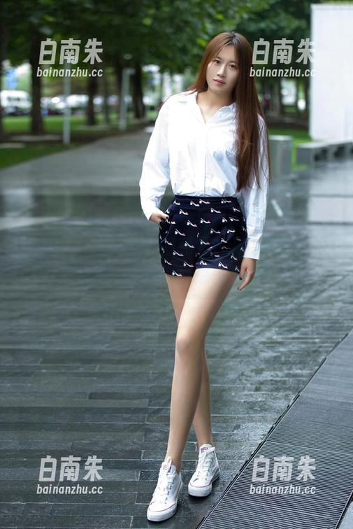 TuiGirl推女郎-林清儿 TuiGirl推女郎 - 福利图包开门见山,办公室里的林清儿,真想多看一会儿。