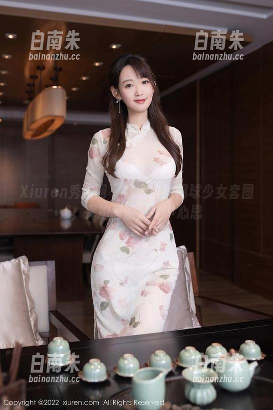 Xiuren秀人网 - 唐安琪的网球少女套图，挥拍间的那些小心思-白南朱