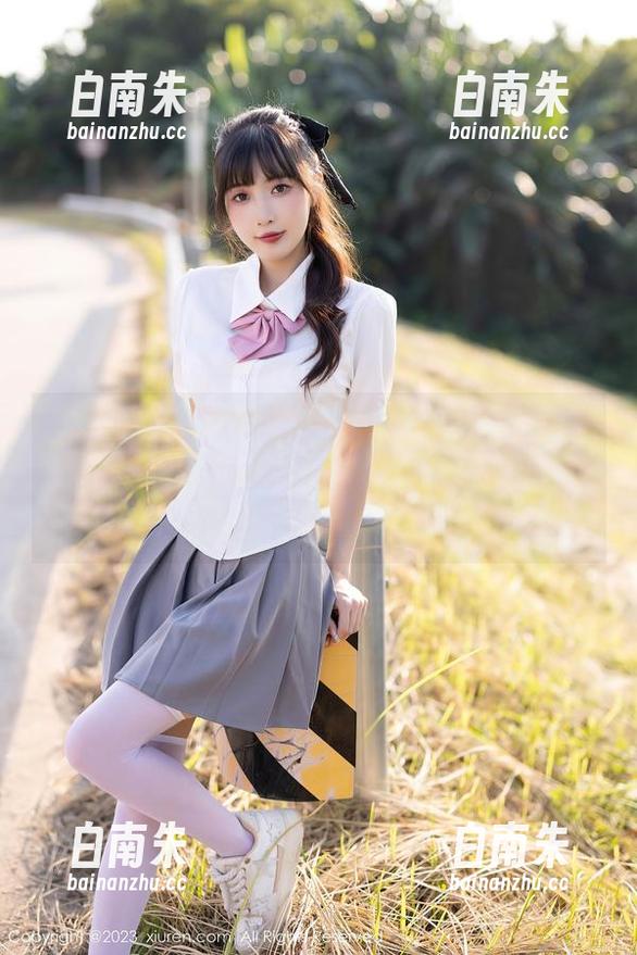Xiuren秀人网 - 每当我想换壁纸，就想起了李丽莎的“女孩”写真——搞得我都不想换了。-白南朱
