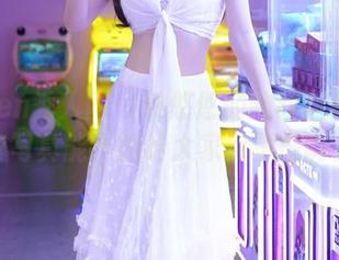Xiuren秀人网 - 林悠悠的豹纹风潮：全套写真能不能给大家点灵感啊？