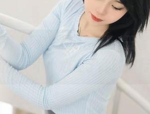 Xiuren秀人网 - 最新图册：王馨瑶yanni在海南，一不小心成了我的旅行向导？