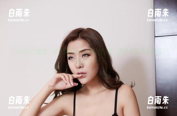 YouWu尤物馆 - 孟狐狸FoxYini黑丝合集，终于可以满足你的小癖好了吗？-白南朱