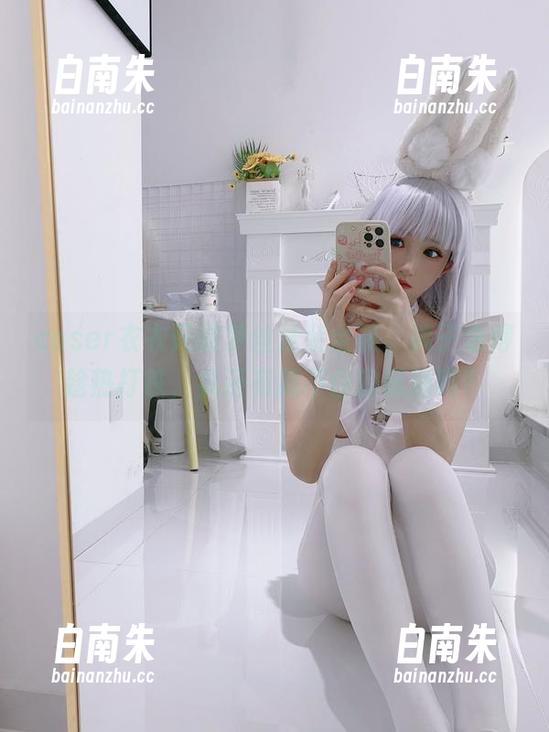 coser衣衣玛丽萝丝泳装全集，裤子也得趁热打铁，我还有藏不住的眼泪吗？-白南朱