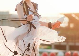 yui金鱼用奶牛挑战无圣光，套图中就剩尴尬。