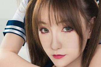 丽柜 - 嘤嘤的高清图库里，隐藏着不少职场新秀的小秘密？