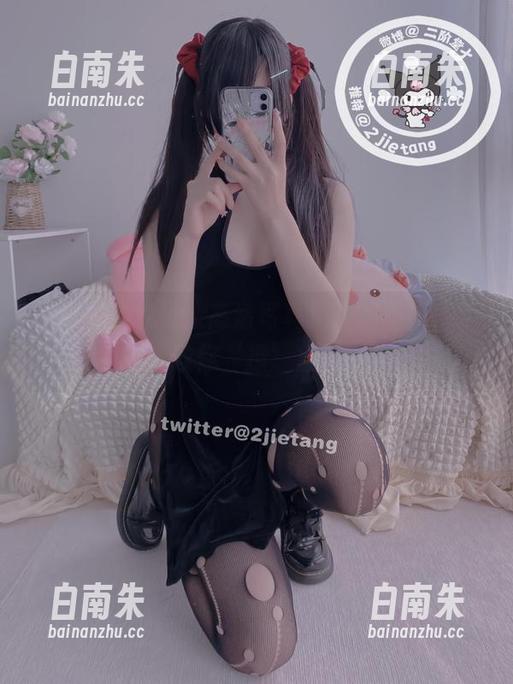 二阶堂宅绘子：高清写真集里的厨娘，手把手教你‘撩’出美味！-白南朱
