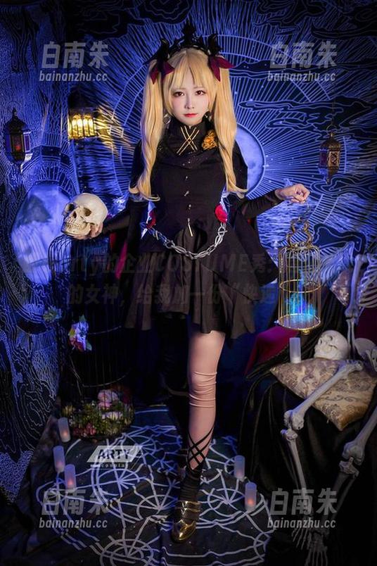 亚缇arty的企业COSTUME秀：碧蓝航线的女神，给我加一份“快递”！-白南朱