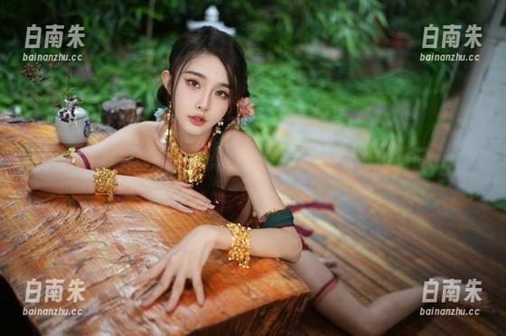 别问我为什么，余多多Dudu的肉丝写真让我无话可说！-白南朱