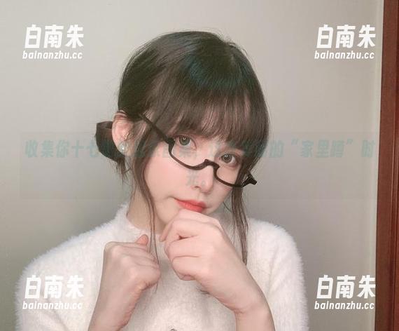 收集你十七鸽的居家图集，这些美丽的“家里蹲”时光。-白南朱