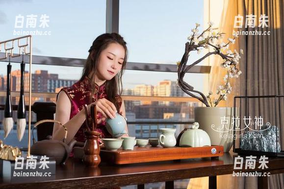 克拉女神 - 杨暖户外篇：原图和壁纸，阳光的“打卡”现场来了！-白南朱