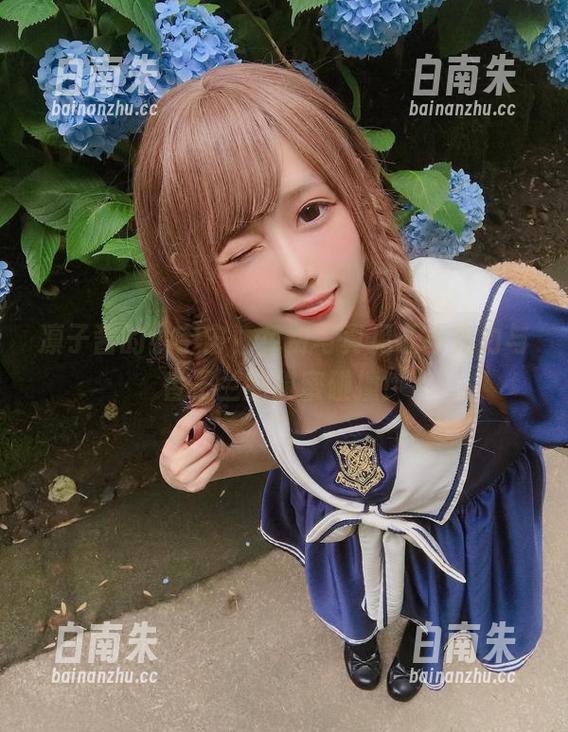 凛子酱的小宇宙，免费写真见证巧克力与香子兰的甜蜜碰撞！-白南朱