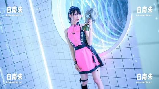 让周叽是可爱兔兔为你定制一份“温泉女友”作品，没事还真想尝试一下。-白南朱