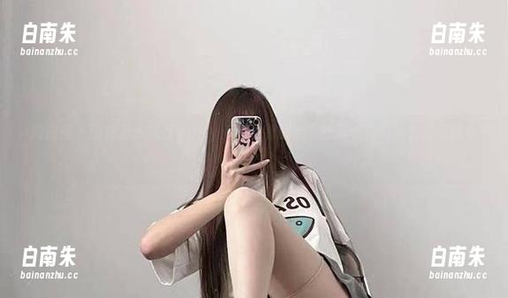 微密圈 - 图库里的婉柔yyyy：穿上制服后，连风都觉得她在发号施令！-白南朱