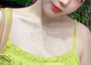 御子Yumiko的毛衣，身在cos界却想去冬天遛弯！