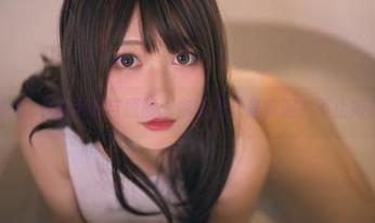 念念_D的毛衣与原图：你以为只是衣服？不止如此