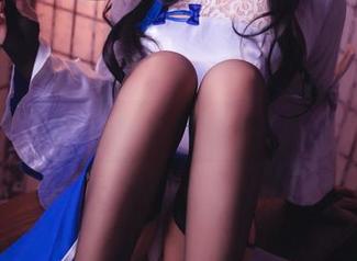 抱走莫子aa：从此魅魔的写真不再孤单