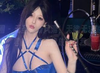 微密圈 - 无圣光新风潮，无欲无求的推土君的红色战裙放飞自我