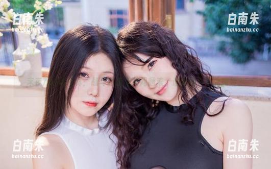 末夜787的写真：战斗猫娘在花间翻滚，谁说战斗不能撒娇？-白南朱