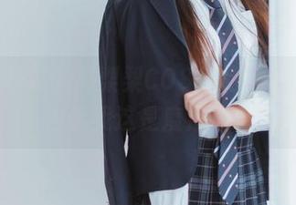 翻到桜桃喵的英梨梨COS作品集，能不能告诉我这是魔法嘛？