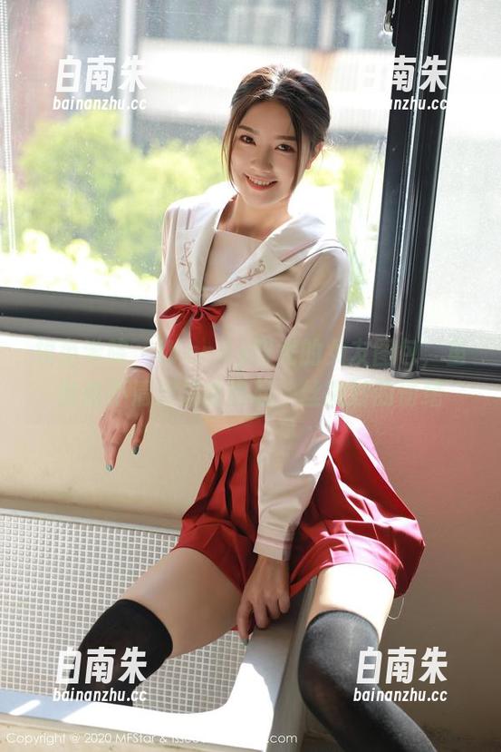 模范学院 - Wendy智秀的女友图包，虽然说不清但总能唤起一丝微妙的情绪-白南朱