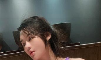 微密圈 - 私拍的水蜜桃米米，眼球都快掉了的性感图片