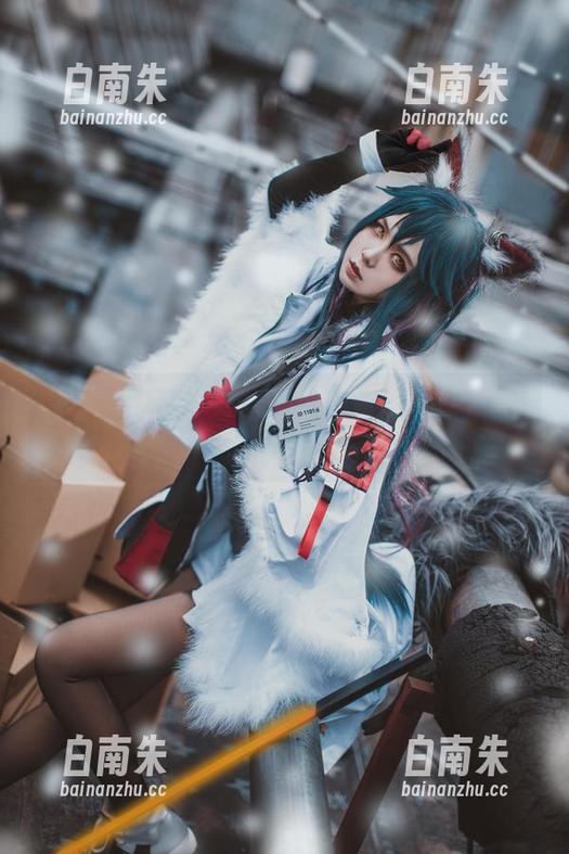 渊秧 渊秧带你白嫖:明日方舟-银灰,高清下载走一波!