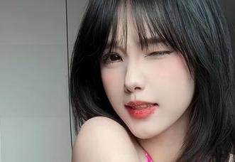 微密圈 - 琳铛铛的丝袜美图，简直让我不得不想象…