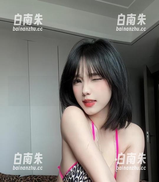 微密圈 - 琳铛铛的丝袜美图，简直让我不得不想象…