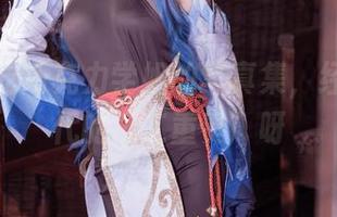 白莉爱吃巧克力学姐的写真集，经典与现代的“二重奏”呀