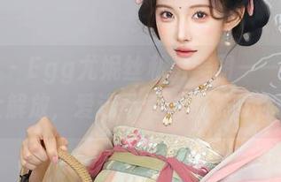 秀人网 - Egg尤妮丝私房美图——女仆气质大解放，爱这不爱也很挑战你啊！