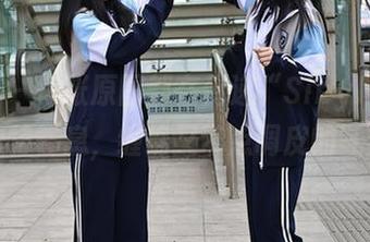 秀人网 - 每张原图都在传递“Sibyl少女”的独特气息，缠绵又带点调皮的气氛。