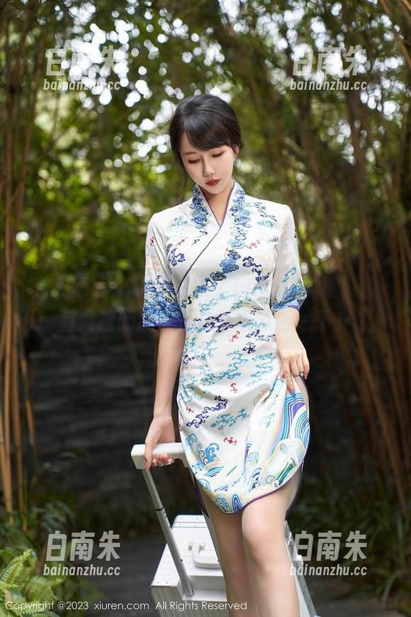 秀人网 - 精选优琪琪子yuki体操服：没有做操的我，也要陪着欣赏一下！-白南朱
