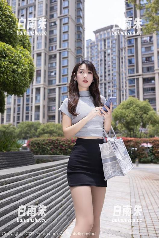秀人网-养乐多Doll 秀人网 - 私房女孩捏造的养乐多Doll日常,这图片也太带感了吧