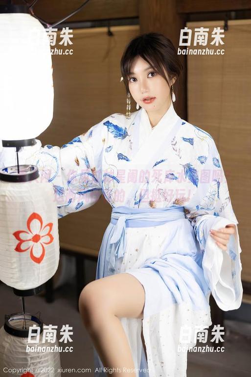 秀人网 - 你见过林星阑的死库水美图吗？这画风怪怪的，但挺好玩！-白南朱
