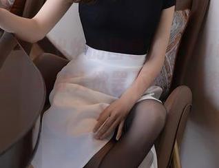 秀人网 - 新鲜出炉的图包，果儿victoria的“秘密”真让人欲罢不能，炸裂的能量！
