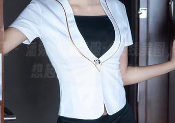 秀人网 - 潘娇娇体操服：在线美图，让你想起童年的操场梦！