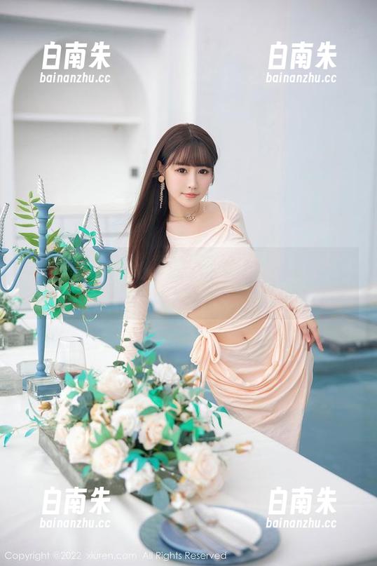 秀人网 - 难以抗拒的糯美子mini校园全集，画面里总有种淡淡的青春味儿-白南朱