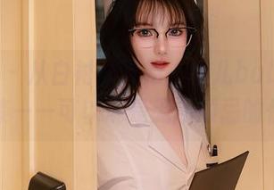 秀人网 - 从白衬衫开始，雨儿baby的免费合集——可以说是无所顾忌的快乐！